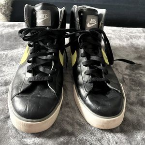 Nike Sweet Classic High -Size 11.5
